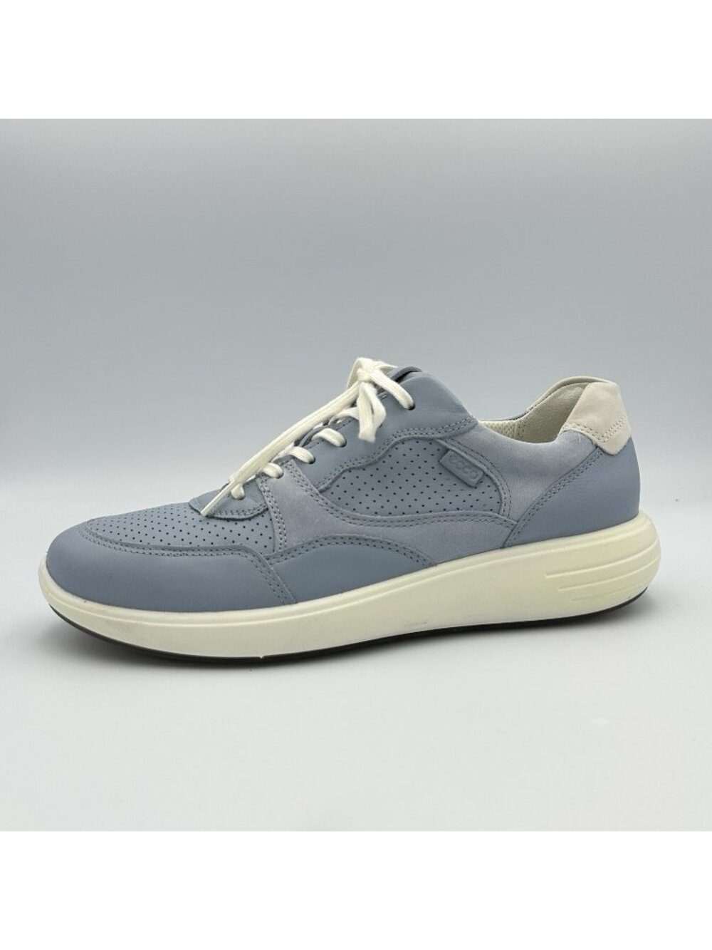 ECCO Soft 7 Runner Sneakers Women’s Size 9 US Blue Leather Lace Up Shoes